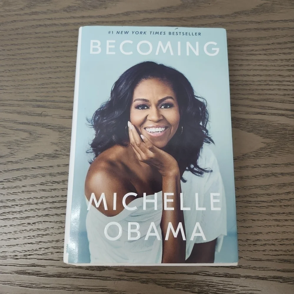 Becoming by Michelle Obama Hardcover Book - Picture 2 of 5